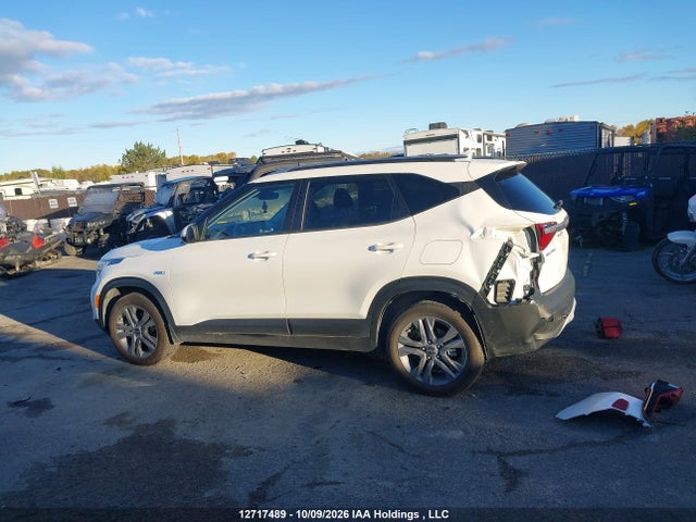 KIA Seltos 2023 KNDEPCAA9P7391788 Image 15
