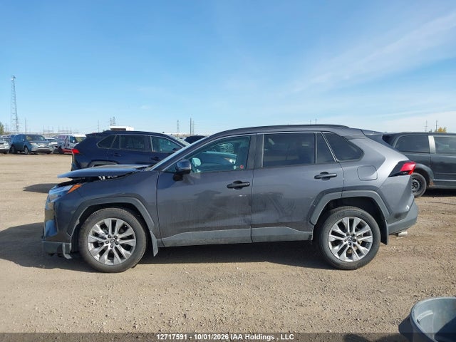 2T3R1RFV8SC497147 Toyota Rav4 Xle