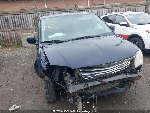 2013 Chrysler Town & Country Touring მანქანა იყიდება აუქციონზე, vin: 2C4RC1BG2DR704615, აუქციონის ნომერი: 12717595