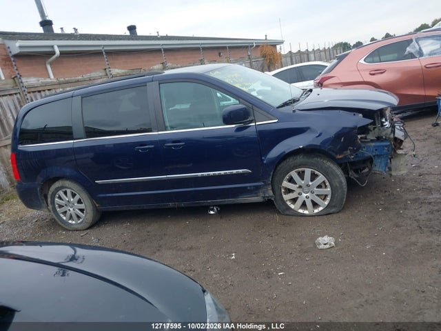 2013 Chrysler Town & Country Touring მანქანა იყიდება აუქციონზე, vin: 2C4RC1BG2DR704615, აუქციონის ნომერი: 12717595