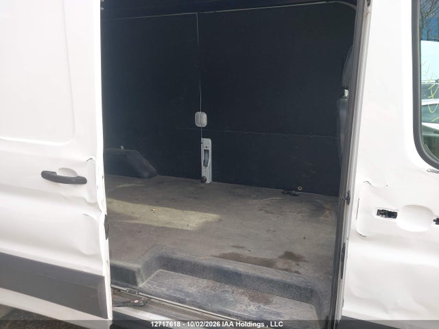 12717618 :رقم المزاد ، 1FTBR2X89NKA37727 vin ، 2022 Ford Transit-250 Cargo مزاد بيع