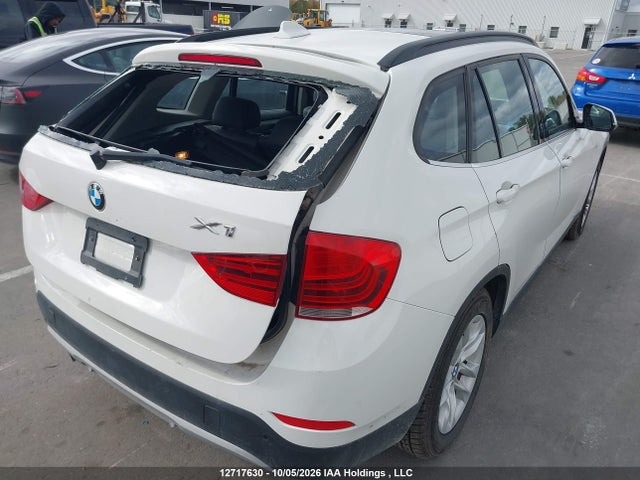 2015 Bmw X1 Xdrive28i მანქანა იყიდება აუქციონზე, vin: WBAVL1C58FVY32799, აუქციონის ნომერი: 12717630