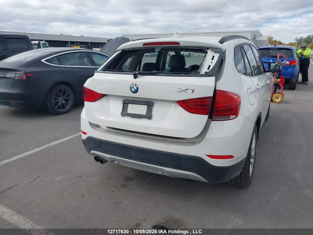 2015 Bmw X1 Xdrive28i მანქანა იყიდება აუქციონზე, vin: WBAVL1C58FVY32799, აუქციონის ნომერი: 12717630