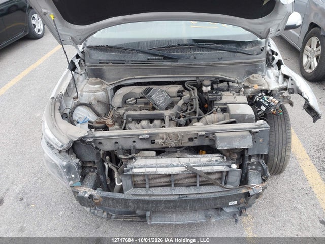 KMHRC8A32LU028168 Hyundai Venue Preferred