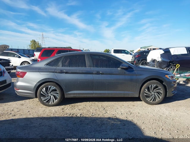 3VWG57BU3KM079749 Volkswagen Jetta 1.4 Tsi Execline
