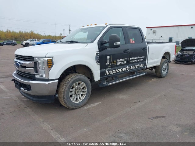 Ford F350 Super Duty 2019 1FT8W3BT4KEE47818 Image 2