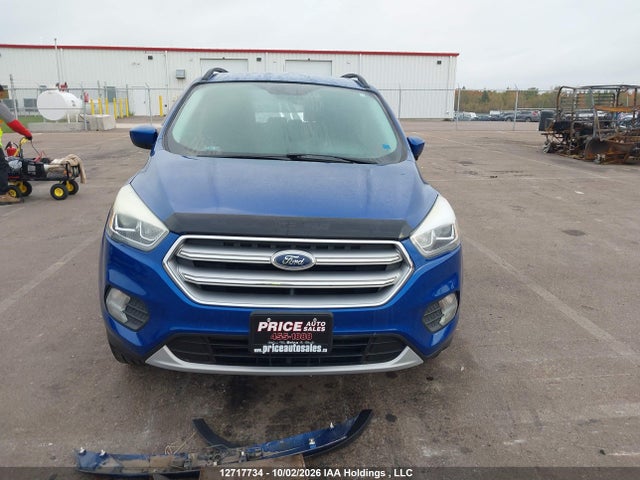 12717734 :رقم المزاد ، 1FMCU9G96HUD22717 vin ، 2017 Ford Escape Se مزاد بيع