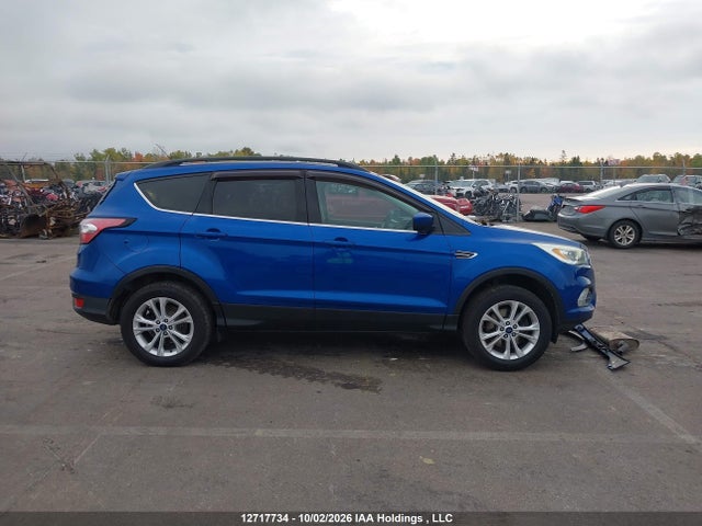 12717734 :رقم المزاد ، 1FMCU9G96HUD22717 vin ، 2017 Ford Escape Se مزاد بيع