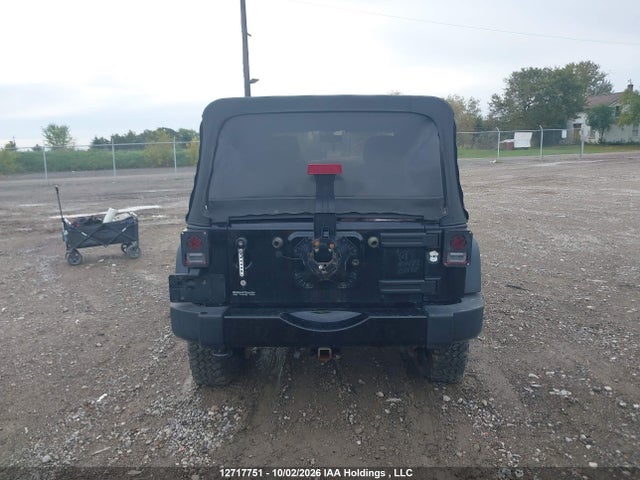 12717751 :رقم المزاد ، 1C4BJWDG1JL846170 vin ، 2018 Jeep Wrangler Unlimited Sport مزاد بيع
