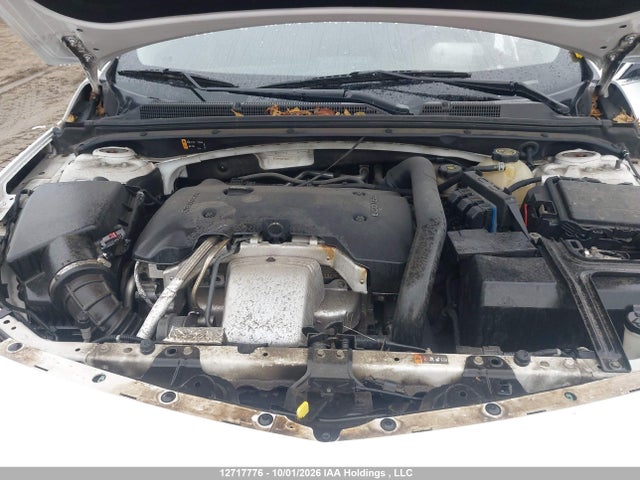 1G1ZH5SX4GF208051 Chevrolet Malibu Premier