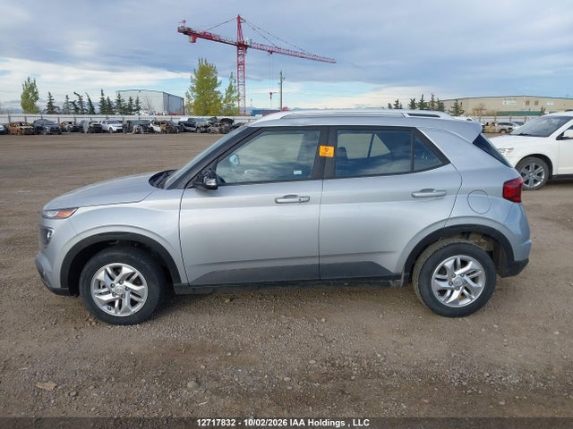 Продажа на аукционе авто 2022 Hyundai Venue Sel/limited, vin: KMHRC8A33NU158785, номер лота: 12717832