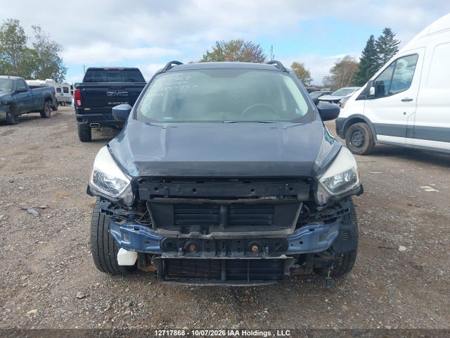 12717868 :رقم المزاد ، 1FMCU9GD1JUB89357 vin ، 2018 Ford Escape Se مزاد بيع