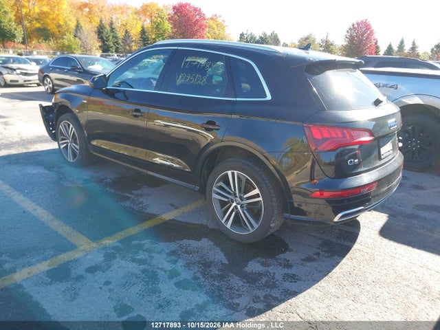 Audi Q5 2.0t Progressiv 2018 WA1ENAFY6J2225128 Image 3