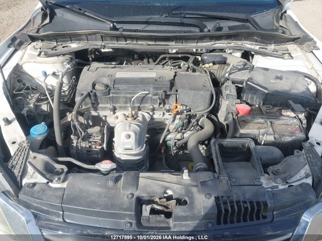 2015 Honda Accord Touring მანქანა იყიდება აუქციონზე, vin: 1HGCR2F95FA804352, აუქციონის ნომერი: 12717895