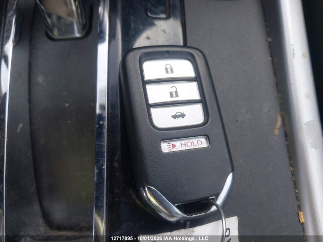 2015 Honda Accord Touring მანქანა იყიდება აუქციონზე, vin: 1HGCR2F95FA804352, აუქციონის ნომერი: 12717895