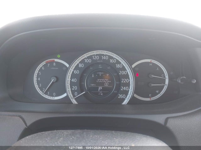 2015 Honda Accord Touring მანქანა იყიდება აუქციონზე, vin: 1HGCR2F95FA804352, აუქციონის ნომერი: 12717895