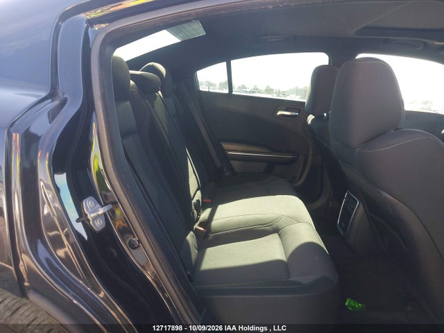 12717898 :رقم المزاد ، 2C3CDXHGXHH638439 vin ، 2017 Dodge Charger Sxt مزاد بيع