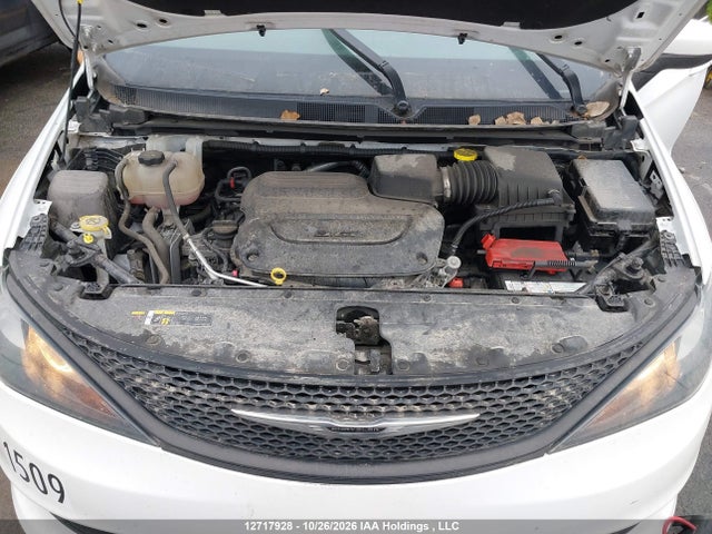 Chrysler Grand Caravan Sxt 2022 2C4RC1ZGXNR131163 Image 10