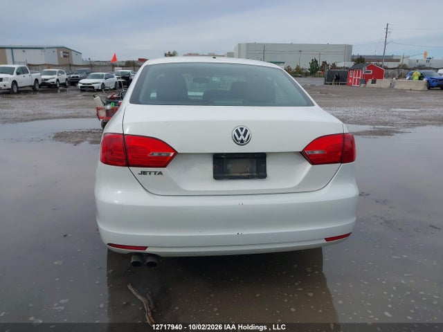 Продажа на аукционе авто 2014 Volkswagen Jetta 2.0l Trendline+, vin: 3VW2K7AJ3EM203324, номер лота: 12717940