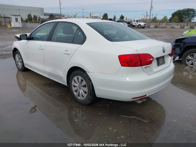 Продажа на аукционе авто 2014 Volkswagen Jetta 2.0l Trendline+, vin: 3VW2K7AJ3EM203324, номер лота: 12717940