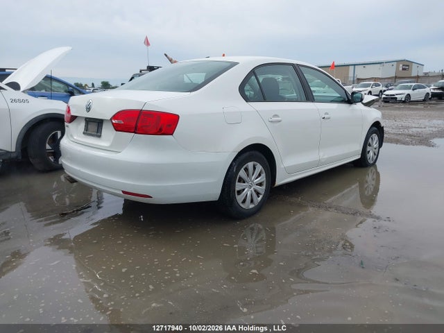 Продажа на аукционе авто 2014 Volkswagen Jetta 2.0l Trendline+, vin: 3VW2K7AJ3EM203324, номер лота: 12717940
