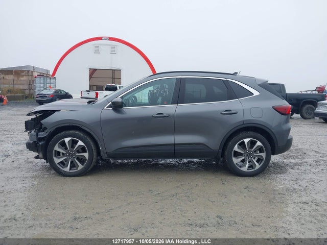 12717957 :رقم المزاد ، 1FMCU9JZ1PUA92866 vin ، 2023 Ford Escape Platinum مزاد بيع