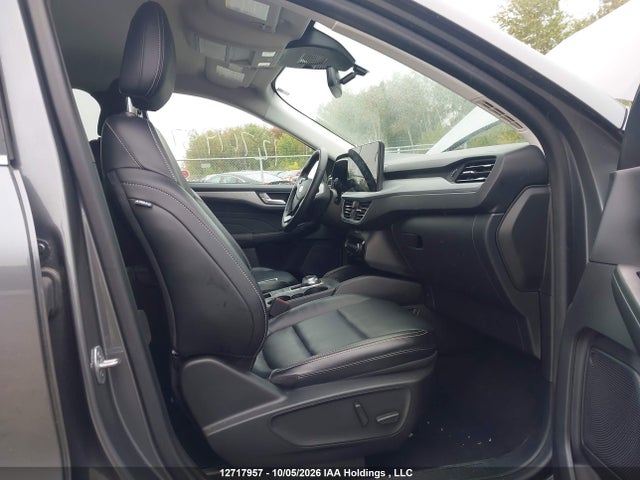 12717957 :رقم المزاد ، 1FMCU9JZ1PUA92866 vin ، 2023 Ford Escape Platinum مزاد بيع