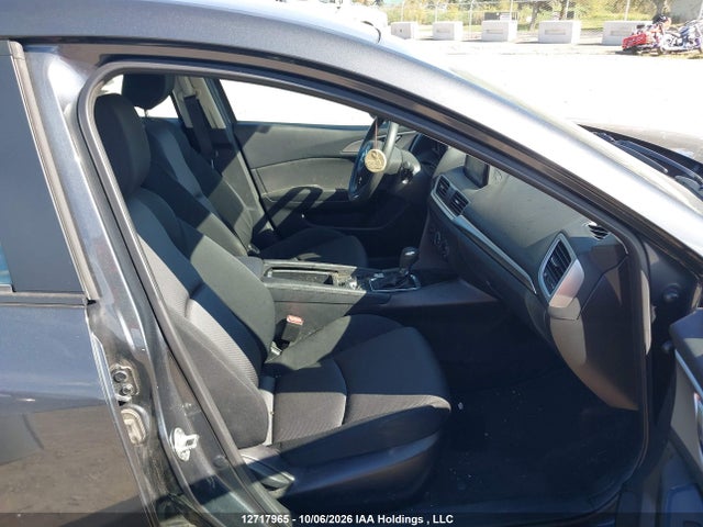 Mazda 3 2018 JM1BN1U7XJ1171051 Image 5