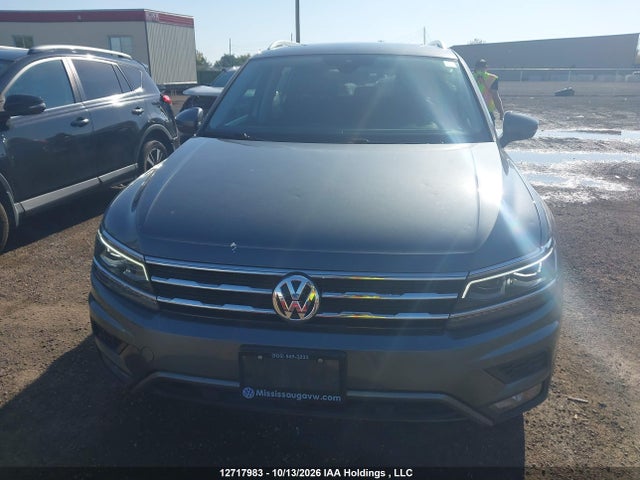 Продажа на аукционе авто 2020 Volkswagen Tiguan Sel Premium R-line, vin: 3VV4B7AX7LM164977, номер лота: 12717983
