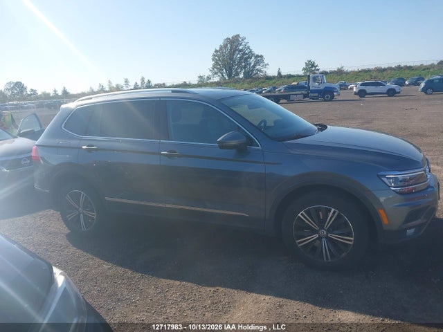 Продажа на аукционе авто 2020 Volkswagen Tiguan Sel Premium R-line, vin: 3VV4B7AX7LM164977, номер лота: 12717983