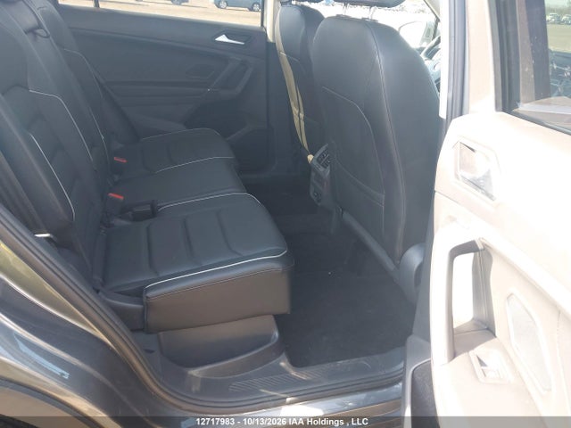 Продажа на аукционе авто 2020 Volkswagen Tiguan Sel Premium R-line, vin: 3VV4B7AX7LM164977, номер лота: 12717983