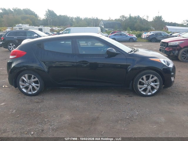 12717998 :رقم المزاد ، KMHTC6AD7GU262220 vin ، 2016 Hyundai Veloster Se مزاد بيع
