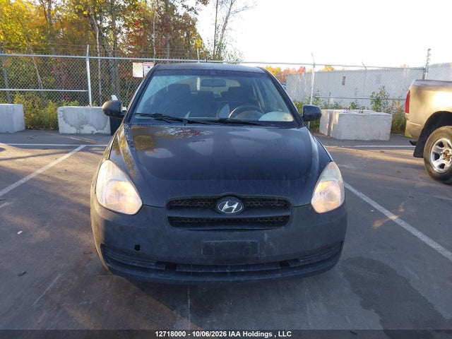 12718000 :رقم المزاد ، KMHCN3BC6AU173101 vin ، 2010 Hyundai Accent Gl مزاد بيع