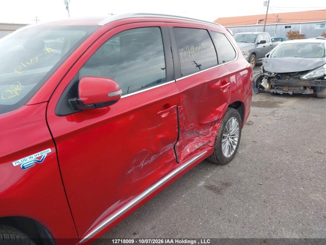 Продажа на аукционе авто 2022 Mitsubishi Outlander Phev Black Edition/gt/le/se, vin: JA4J2VA74NZ616871, номер лота: 12718009