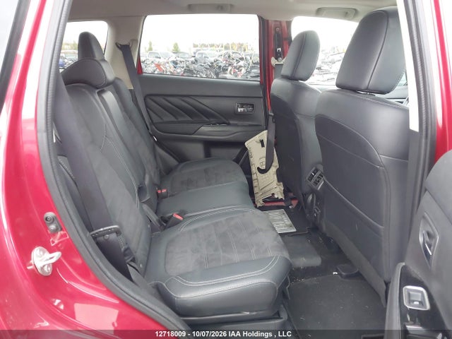 Продажа на аукционе авто 2022 Mitsubishi Outlander Phev Black Edition/gt/le/se, vin: JA4J2VA74NZ616871, номер лота: 12718009