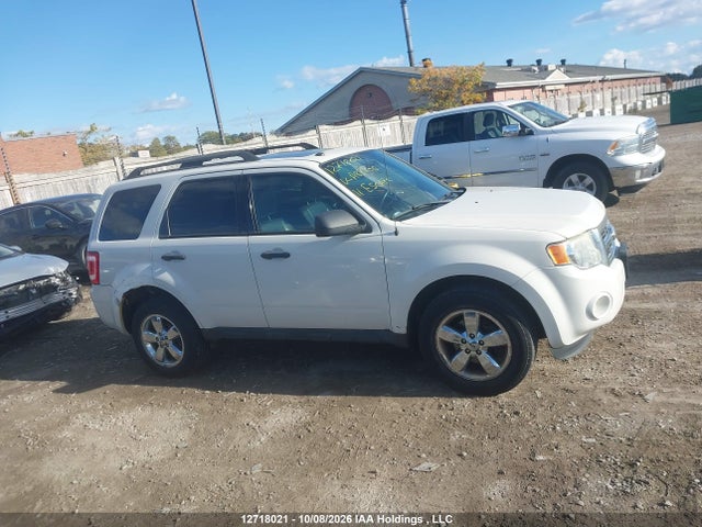 Продажа на аукционе авто 2011 Ford Escape Xlt Automatic, vin: 1FMCU9DG5BKA88706, номер лота: 12718021