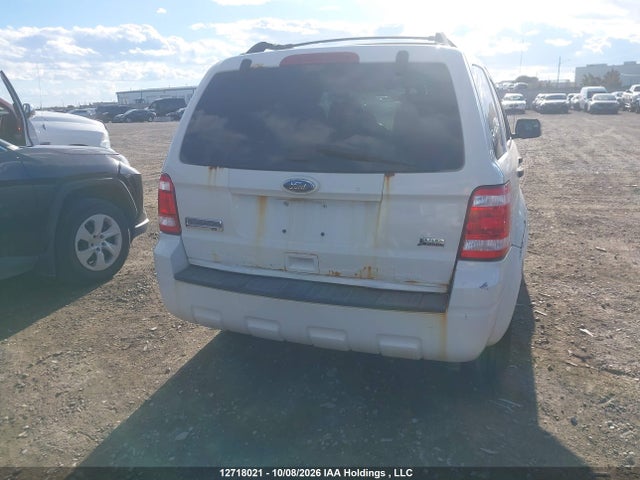 Продажа на аукционе авто 2011 Ford Escape Xlt Automatic, vin: 1FMCU9DG5BKA88706, номер лота: 12718021