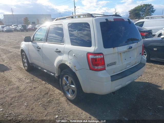 Продажа на аукционе авто 2011 Ford Escape Xlt Automatic, vin: 1FMCU9DG5BKA88706, номер лота: 12718021