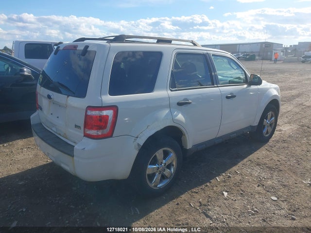 Продажа на аукционе авто 2011 Ford Escape Xlt Automatic, vin: 1FMCU9DG5BKA88706, номер лота: 12718021