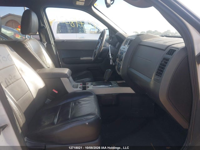 Продажа на аукционе авто 2011 Ford Escape Xlt Automatic, vin: 1FMCU9DG5BKA88706, номер лота: 12718021