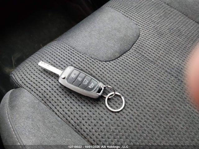 Продажа на аукционе авто 2019 Hyundai Santa Fe Essential, vin: 5NMS2CAD5KH112236, номер лота: 12718022
