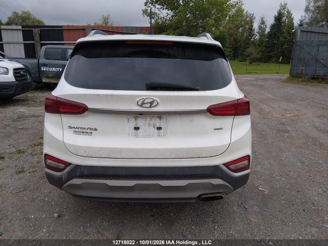 Продажа на аукционе авто 2019 Hyundai Santa Fe Essential, vin: 5NMS2CAD5KH112236, номер лота: 12718022