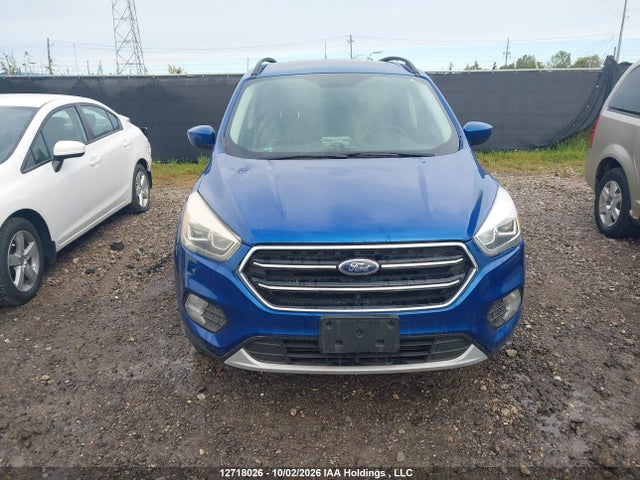 2018 Ford Escape Sel მანქანა იყიდება აუქციონზე, vin: 1FMCU0HD7JUC83270, აუქციონის ნომერი: 12718026