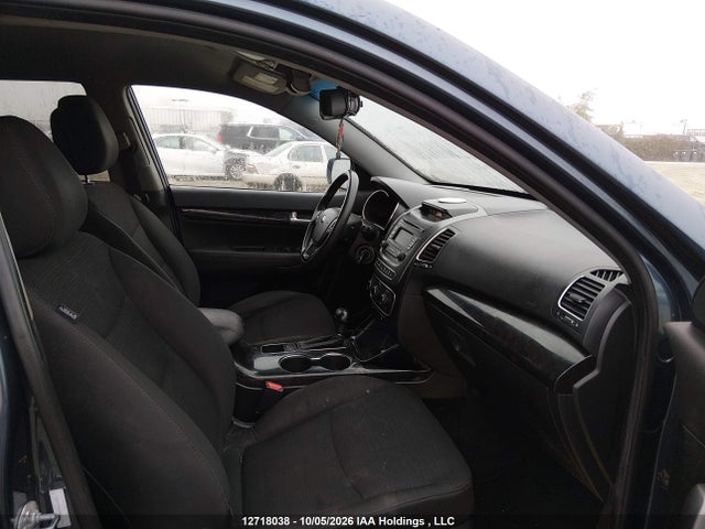 Продажа на аукционе авто 2014 Kia Sorento Lx, vin: 5XYKTCA64EG455729, номер лота: 12718038