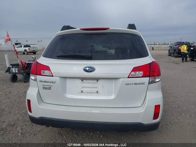 2011 Subaru Outback 2.5i Limited მანქანა იყიდება აუქციონზე, vin: 4S4BRGKC8B3410220, აუქციონის ნომერი: 12718048