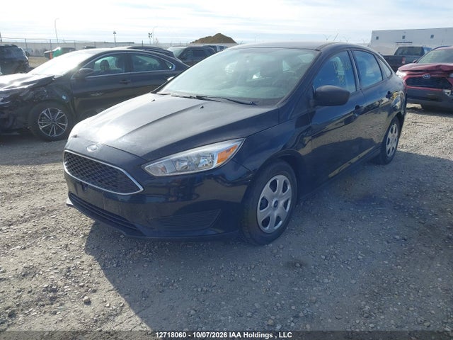 Ford FOCUS S 2016 1FADP3E25GL223223 Image 2