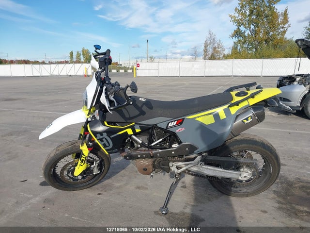 Husqvarna Norden 901 2024 VBKUSV400RM765247 Image 13