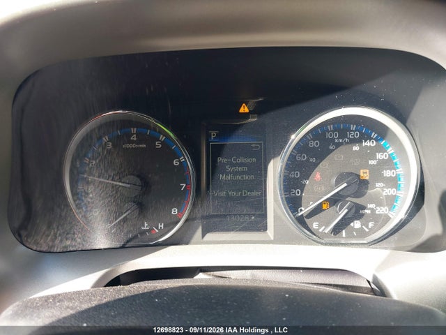 12698823 :رقم المزاد ، 2T3BFREV8JW842324 vin ، 2018 Toyota Rav4 Le مزاد بيع