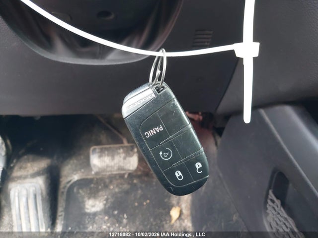 12718082 :رقم المزاد ، 3C4PDCCG7CT281430 vin ، 2012 Dodge Journey Sxt   Crew مزاد بيع