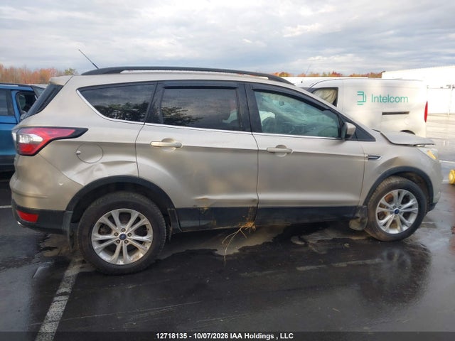 Ford ESCAPE SE 2017 1FMCU9G92HUD00195 Image 12